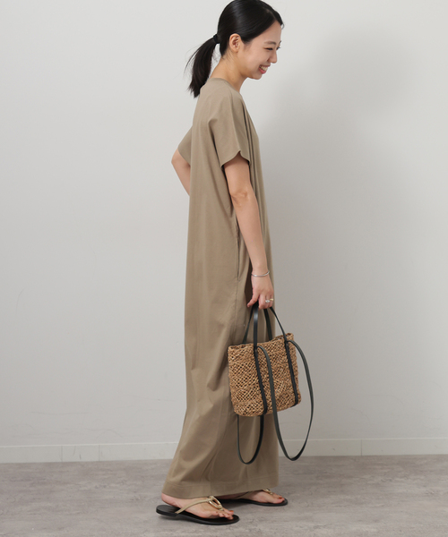 JOURNAL STANDARD relume（ジャーナルスタンダード　レリューム）の「ドルマンスリーブカットソーワンピース（ワンピース・レディース・チャコールグレー/ブラウン系その他・FREE）」の18枚目の写真