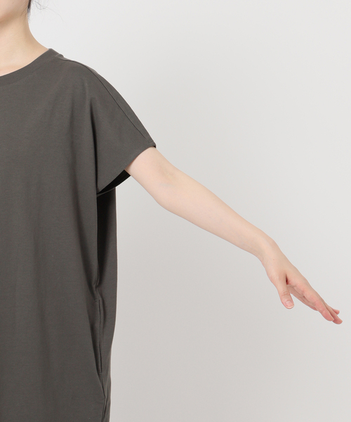 JOURNAL STANDARD relume（ジャーナルスタンダード　レリューム）の「ドルマンスリーブカットソーワンピース（ワンピース・レディース・チャコールグレー/ブラウン系その他・FREE）」の3枚目の写真