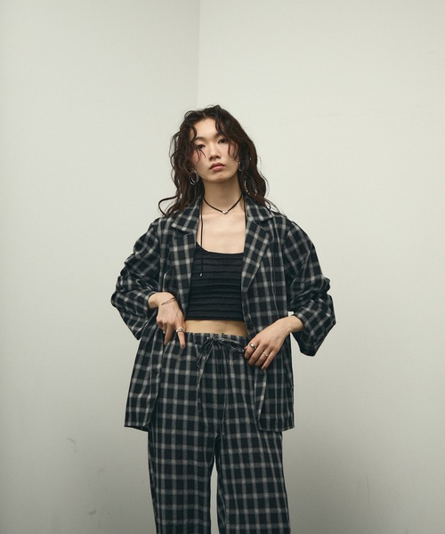 Lutim by u(ルチバイユー)の「Nocturne single breasted jacket / チェックシングルブレストジャケット(テーラードジャケット・レディース・ブラウン/ブラック・FREE)」の4枚目の写真