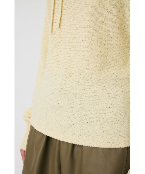 MOUSSY（マウジー）の「ONE SHOULDER ニットトップス　冬服（ニット/セーター・レディース・ブラウン/レッド/オフホワイト/ブラック・FREE）」の17枚目の写真