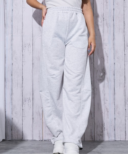 GORGE(ゴージ)の「《裾ドロスト×ゆるストレート》レディース スウェットパンツ カーブシルエット 楽ちん 秋冬 美脚(その他パンツ・レディース・グレー/ブラック/ブラウン/オートミール/ラベンダー/ピンク・F)」の9枚目の写真
