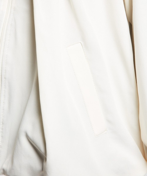 gomme（ゴム）の「T/Cグログラン　バルーンタックブルゾン（テーラードジャケット・レディース・アイボリー・MEDIUM）」の10枚目の写真