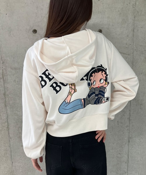 セール】BETTY BOOPバックプリントショート丈ZIPパーカー（パーカー