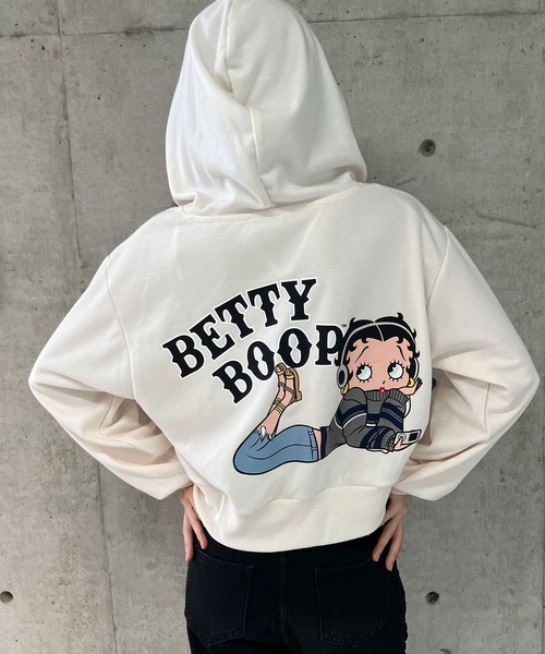 セール】BETTY BOOPバックプリントショート丈ZIPパーカー（パーカー