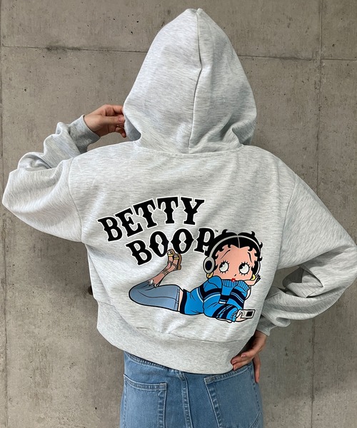 セール】BETTY BOOPバックプリントショート丈ZIPパーカー（パーカー