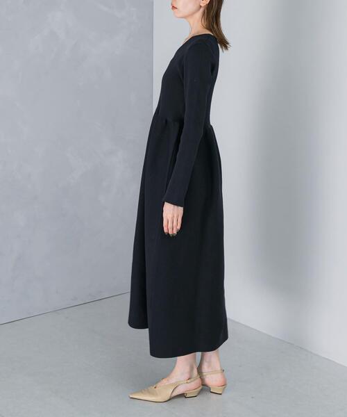 URBAN RESEARCH ROSSO WOMEN（アーバンリサーチ　ロッソ）の「『WEB/一部店舗限定』フォルムシルエットVネックリブワンピース（ワンピース・レディース・ネイビー/モカ/レッド・38/36）」の18枚目の写真