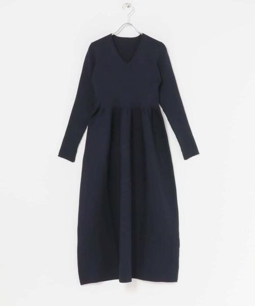 URBAN RESEARCH ROSSO WOMEN（アーバンリサーチ　ロッソ）の「『WEB/一部店舗限定』フォルムシルエットVネックリブワンピース（ワンピース・レディース・ネイビー/モカ/レッド・38/36）」の21枚目の写真