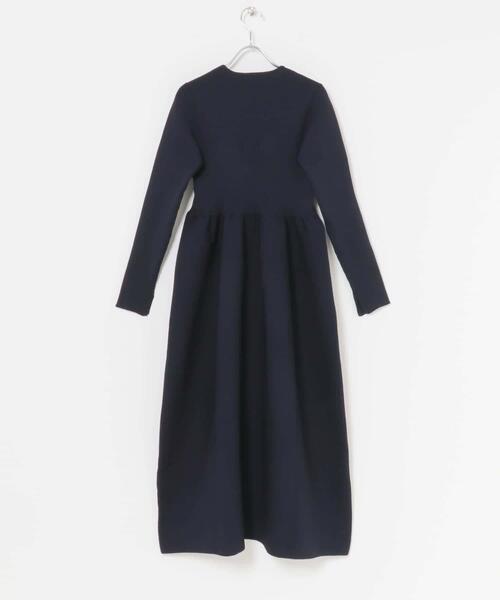 セール】『WEB/一部店舗限定』フォルムシルエットVネックリブ