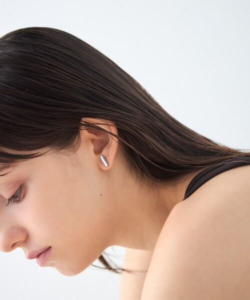 ete（エテ）の「[カラーリスト] ビジュー リバーシブル ピアス プラチナム（ピアス（片耳用）・レディース・B/A・FREE）」の9枚目の写真