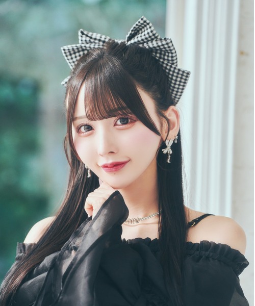 ReAmour(リアムール)の「ビッグリボンバレッタ(バレッタ/ヘアクリップ・レディース・ブラック/ピンク/ホワイト/ブラック系その他/ブルー・FREE)」の7枚目の写真