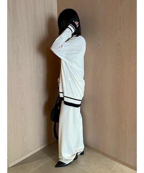 Mila Owen（ミラオーウェン）の「【セットアップ対応】UVカットＷゴムシガレットニットパンツ（その他パンツ・レディース・アイボリー/ブラウン/ブルー・1/0）」の5枚目の写真