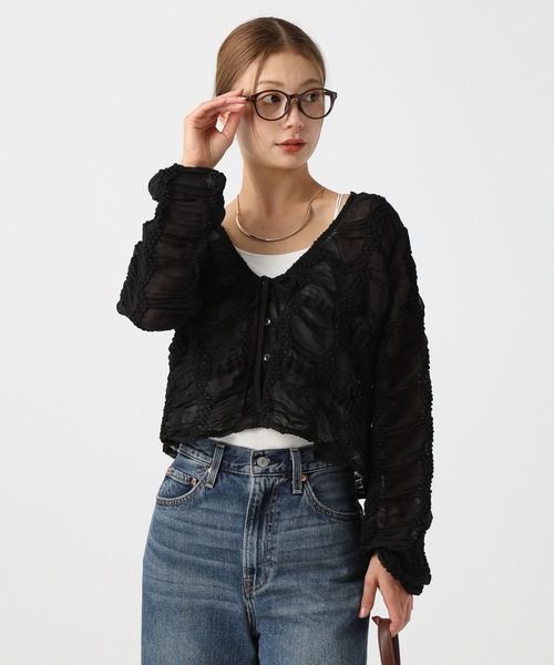 BAYFLOW（ベイフロー）の「[夏から秋に活躍]シャーリングシフォンカーディガン（カーディガン/ボレロ・レディース・オフホワイト/ブラック・FREE）」の10枚目の写真