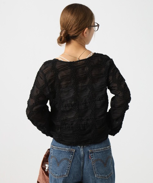 BAYFLOW（ベイフロー）の「[夏から秋に活躍]シャーリングシフォンカーディガン（カーディガン/ボレロ・レディース・オフホワイト/ブラック・FREE）」の12枚目の写真