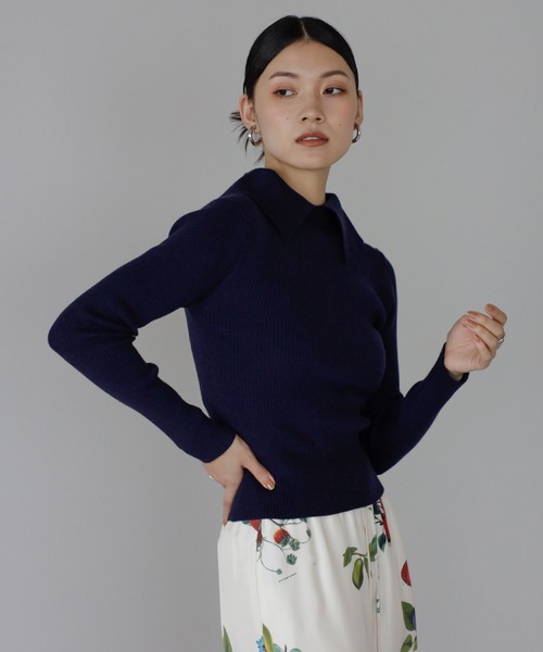 ENC（エンク）の「back button high neck knit with collar / ポロ襟付きバックボタンハイネックもっちりニット（ニット/セーター・レディース・ネイビー/グレー/オフホワイト・FREE）」の21枚目の写真