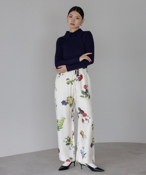 ENC（エンク）の「back button high neck knit with collar / ポロ襟付きバックボタンハイネックもっちりニット（ニット/セーター・レディース・ネイビー/グレー/オフホワイト・FREE）」の22枚目の写真