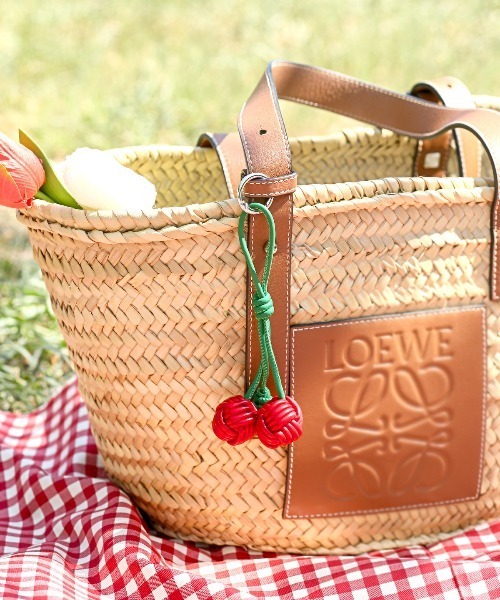 crossi（クロッシー）の「編み込みPUレザーチェリーチャーム レザーチャーム さくらんぼ チェリー（チャーム・レディース・イエロー/ピンク/レッド/ブルー/ブラック・FREE）」の6枚目の写真