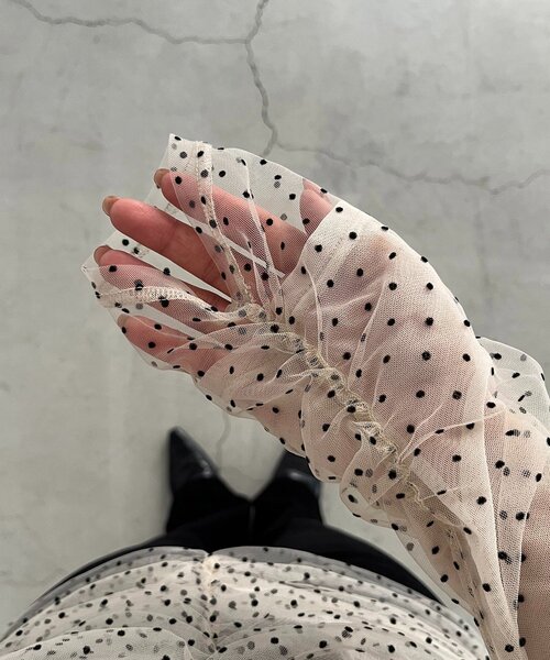 カプリシュレマージュ　フロッキードットブラウス オケージョンにも◎】フロッキードットブラウス（シャツ/ブラウス