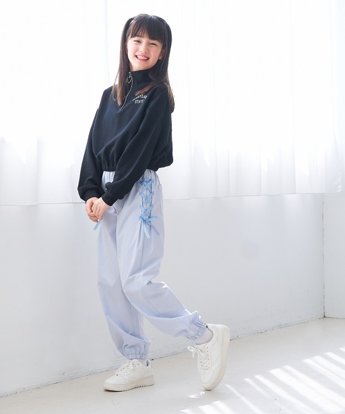coca(coca)(コカ)の「キッズ サイドレースアップパンツ(スウェットパンツ・キッズ・ブラック/ライトブルー・120/150/130/140)」の5枚目の写真