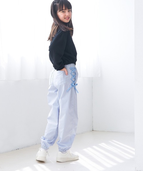 coca(coca)(コカ)の「キッズ サイドレースアップパンツ(スウェットパンツ・キッズ・ブラック/ライトブルー・120/150/130/140)」の16枚目の写真