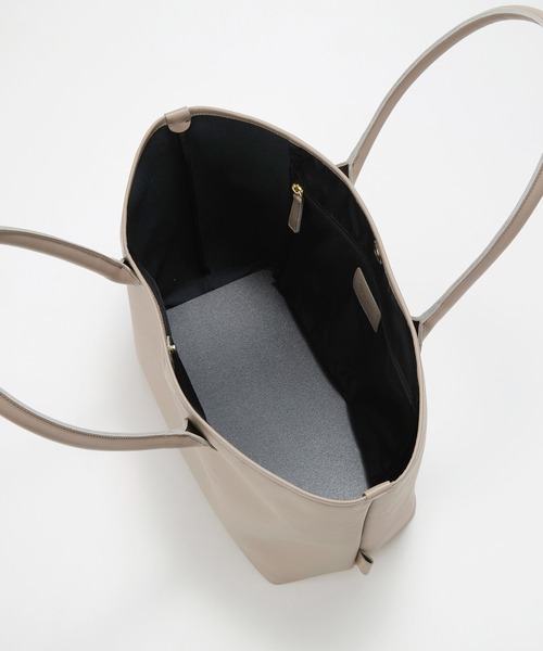 Breath TOPKAPI(ブレストプカピ)の「【Breath TOPKAPI】RIPPLE リプル レザーハンドル A4 トートバッグ(トートバッグ・レディース・ブラック/アイボリー/グレイッシュベージュ・FREE)」の15枚目の写真