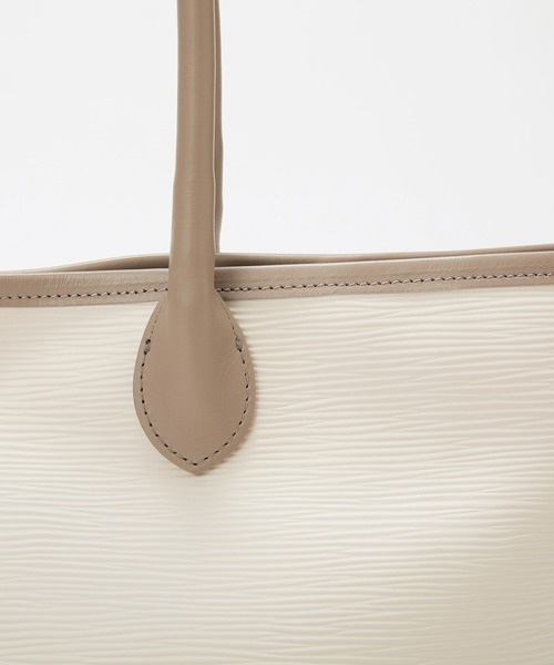Breath TOPKAPI(ブレストプカピ)の「【Breath TOPKAPI】RIPPLE リプル レザーハンドル A4 トートバッグ(トートバッグ・レディース・ブラック/アイボリー/グレイッシュベージュ・FREE)」の20枚目の写真