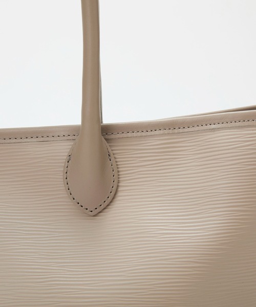Breath TOPKAPI(ブレストプカピ)の「【Breath TOPKAPI】RIPPLE リプル レザーハンドル A4 トートバッグ(トートバッグ・レディース・ブラック/アイボリー/グレイッシュベージュ・FREE)」の22枚目の写真
