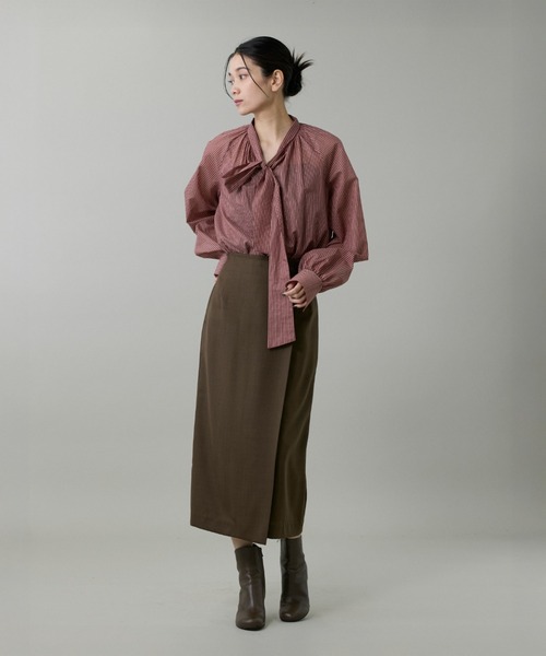 INED（イネド）の「ライトカルゼ ラップ風タイトスカート（スカート・レディース・ブラック/ベージュ/ブラウン・7号/9号/11号）」の18枚目の写真