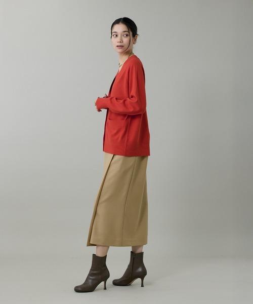 INED（イネド）の「ライトカルゼ ラップ風タイトスカート（スカート・レディース・ブラック/ベージュ/ブラウン・7号/9号/11号）」の14枚目の写真