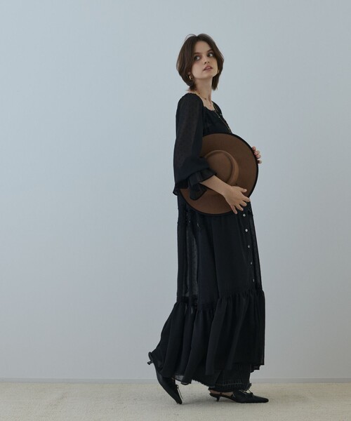 GRACE CONTINENTAL(グレースコンチネンタル)の「レースコンビカットジャガードワンピース(ワンピース・レディース・ベージュ/ピンク/ブラック・38/36)」の22枚目の写真