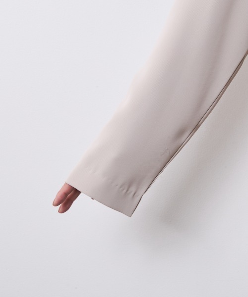 CHIC STYLE(シックスタイル)の「クルーネックマキシワンピース<大きいサイズ有>シックスタイル(ワンピース・レディース・ブラック/ベージュ・5L/4L/3L/LL/L/M)」の21枚目の写真