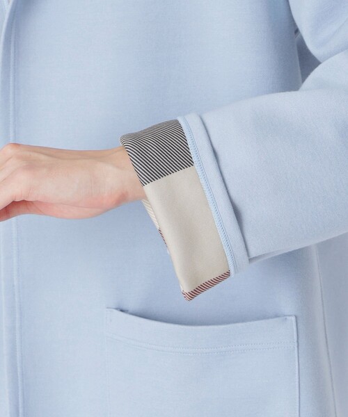 BLUE LABEL CRESTBRIDGE（ブルーレーベルクレストブリッジ）の「クレストブリッジチェックリバーシブルダンボールミディ丈コーディガン（カーディガン/ボレロ・レディース・ベージュ/ダークネイビー/ブラック/ブルー・38）」の11枚目の写真