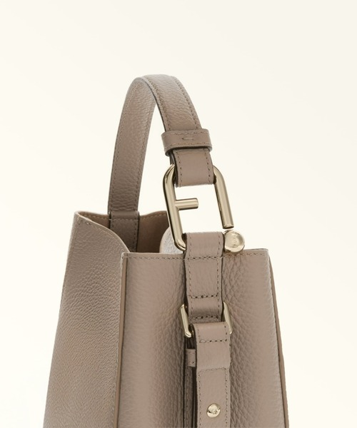 FURLA(フルラ)の「フルラ ヌヴォラ (Furla Nuvola) バケットバッグ MINI(ショルダーバッグ・レディース・ブラック/ダークブルー/バーガンディー/ストーン/オフホワイト/モカ・ONE SIZE)」の14枚目の写真