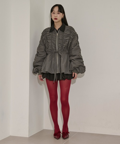 Ezick（エジック）の「peplum blouson シャーリングボリュームブルゾン（ブルゾン・レディース・ブラック/カーキ・FREE）」の11枚目の写真