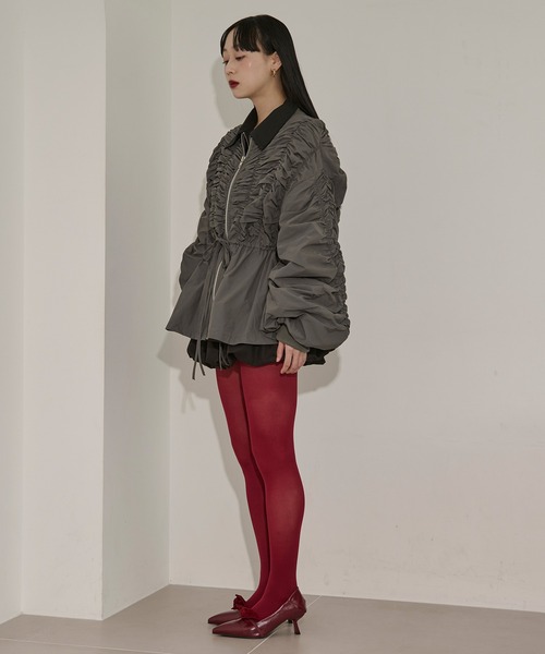 Ezick（エジック）の「peplum blouson シャーリングボリュームブルゾン（ブルゾン・レディース・ブラック/カーキ・FREE）」の15枚目の写真