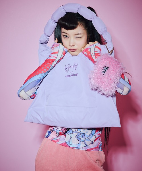 anna sui nyc(アナ スイ エヌ ワイ シー)の「TERAリバーシブルバッグ(ショルダーバッグ・レディース・ブラック/パープル・FREE)」の2枚目の写真
