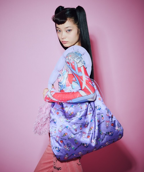 anna sui nyc(アナ スイ エヌ ワイ シー)の「TERAリバーシブルバッグ(ショルダーバッグ・レディース・ブラック/パープル・FREE)」の7枚目の写真