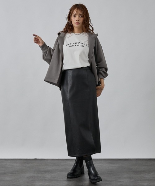 abahouse mavie(アバハウスマヴィ)の「シルキーダンボールフーディー(パーカー・レディース・アイボリー/チャコールグレー/スミクロ・フリー)」の13枚目の写真