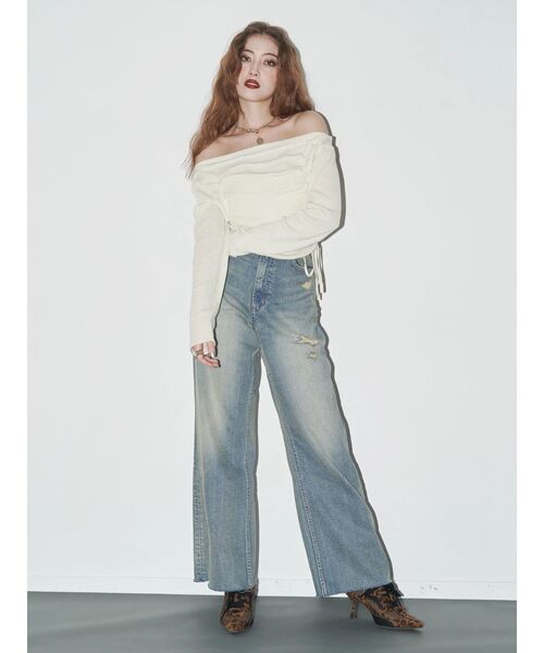 EVRIS（エヴリス）の「サイドドロストオフショルニットトップス（ニット/セーター・レディース・ホワイト/ブラック・FREE）」の7枚目の写真