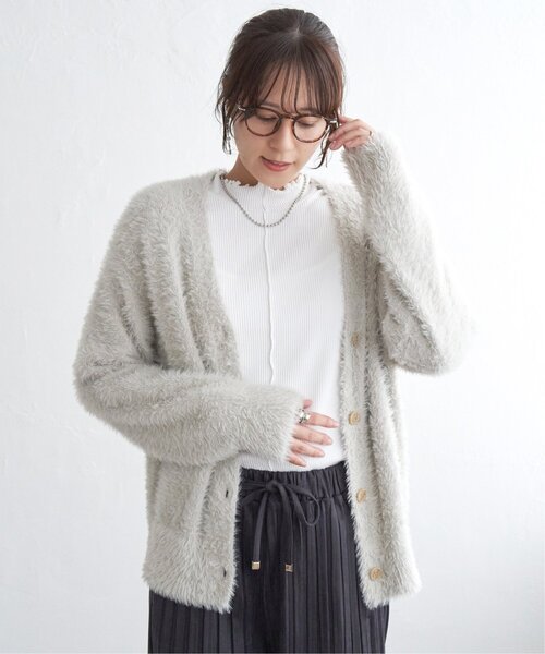 ikka(イッカ)の「フェザーVネックカーディガン(カーディガン/ボレロ・レディース・ブラウン系その他/ベージュ/グレー/ブルー・M/L/S)」の13枚目の写真
