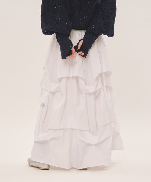 loin nuit（ロワンニュイ）の「tuck design volume skirt / タック