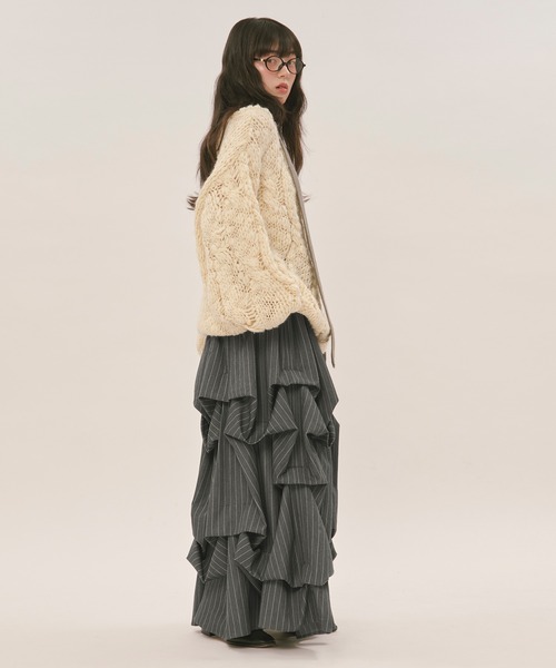 tuck design volume skirt / タックデザインボリュームスカート