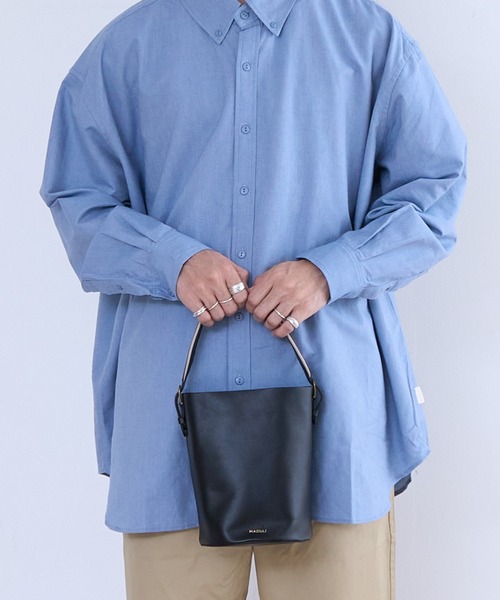 MADULI(マドゥリ)の「MADULI マドゥリ レザーバケツ型2WAYバッグ(23582)(ショルダーバッグ・メンズ・ダークブラウン/ブラック・FREE)」の12枚目の写真