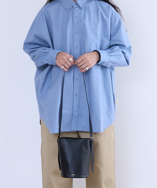 MADULI(マドゥリ)の「MADULI マドゥリ レザーバケツ型2WAYバッグ(23582)(ショルダーバッグ・メンズ・ダークブラウン/ブラック・FREE)」の7枚目の写真