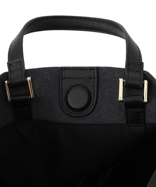 SALON adam et rope'（サロン アダム エ ロペ）の「【WS（ドゥーブル）】チャーム付きナチュラルレザー2WAYトート（トートバッグ・レディース・ブラック・FREE）」の17枚目の写真