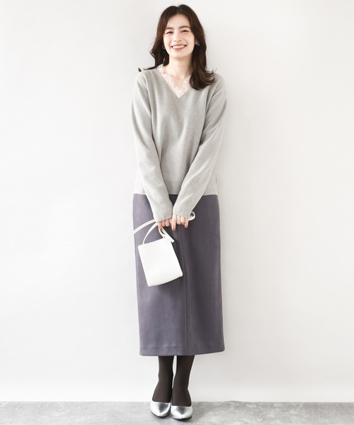 OFUON le MK（オフオンルエムケー）の「【2025AW】Vネックレース片畦編みニット/洗える/WEB限定サイズあり（ニット/セーター・レディース・ブラック/グレー/グレイッシュブルー・36/38）」の6枚目の写真