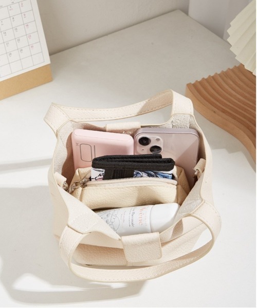 BACKYARD FAMILY(バックヤードファミリー)の「ハンドバッグ ミニポーチ付き gbag4105(ハンドバッグ・レディース・オフホワイト/イエロー/グリーン/ブラック・FREE)」の16枚目の写真