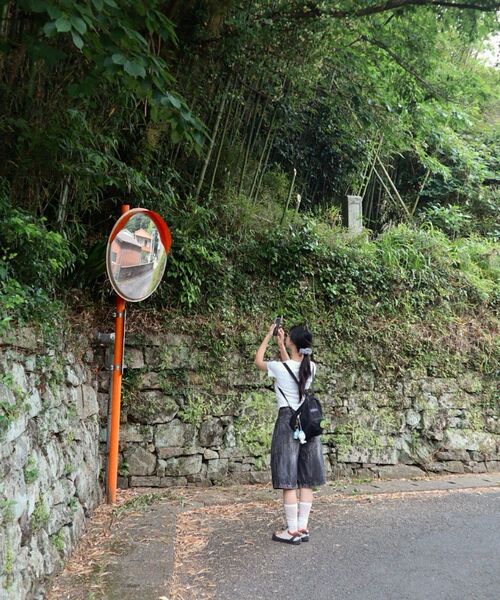 Millo Archive（ミロ アーカイブ）の「デニムバミューダパンツ[ウォッシュドブラック]（その他パンツ・レディース・その他・SMALL/MEDIUM/LARGE/X-LARGE）」の19枚目の写真