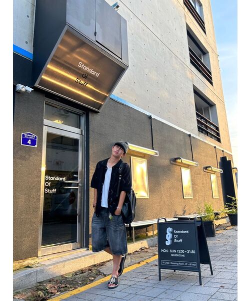 Millo Archive（ミロ アーカイブ）の「デニムバミューダパンツ[ウォッシュドブラック]（その他パンツ・レディース・その他・SMALL/MEDIUM/LARGE/X-LARGE）」の5枚目の写真