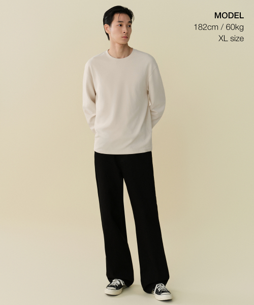 MUSINSA STANDARD（ムシンサスタンダード）の「[ヒートタンダード] クルーネック長袖Tシャツ [エクリュ]（Tシャツ/カットソー・メンズ・その他・X-LARGE/XX-LARGE/SMALL/MEDIUM/LARGE/XXX-LARGE）」の2枚目の写真