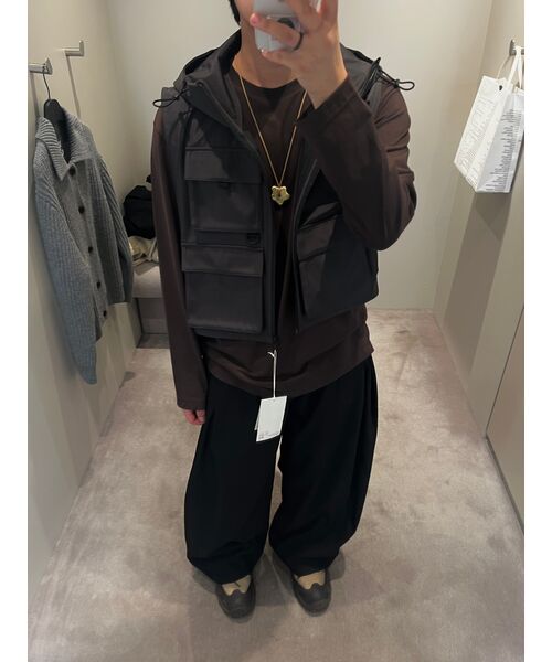 MUSINSA STANDARD（ムシンサスタンダード）の「[クールタンダード] クルーネック長袖Tシャツ [ダークブラウン]（Tシャツ/カットソー・メンズ・その他・XX-LARGE/XXX-LARGE/MEDIUM/LARGE/X-LARGE）」の8枚目の写真